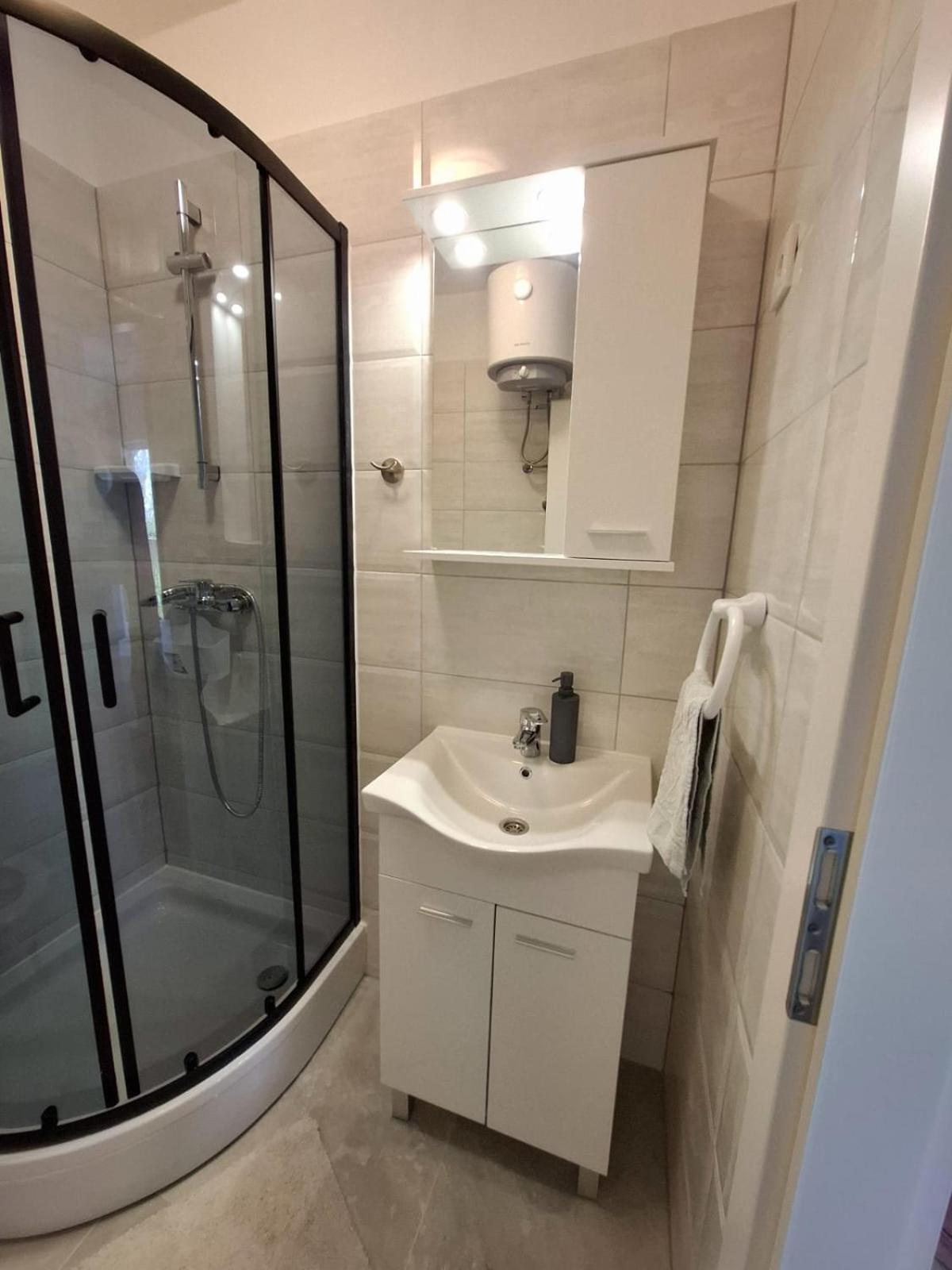 Apartments Venci Bibinje Εξωτερικό φωτογραφία